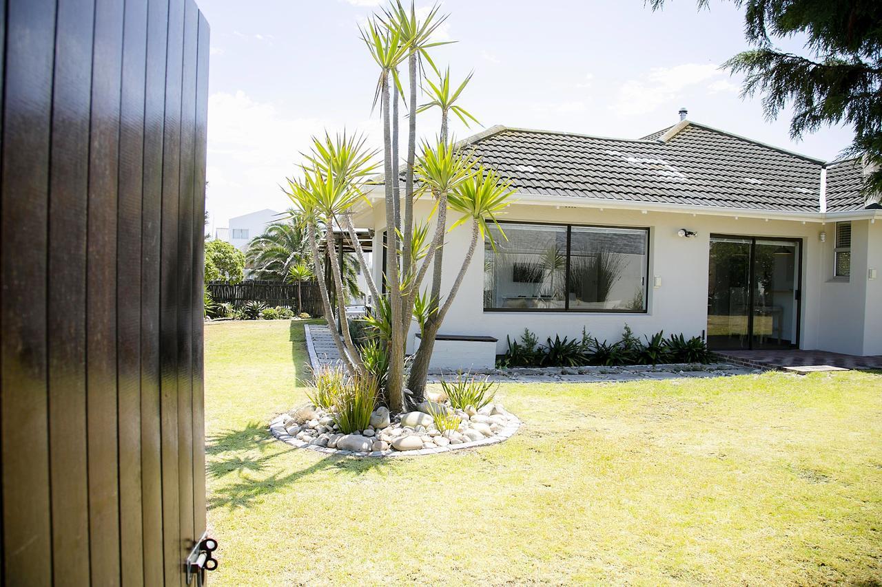 Amazing Beach House In Melkbos! Van Riebeeckstrand Exterior photo
